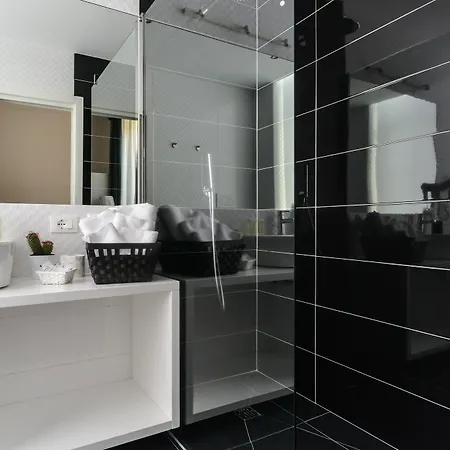 Lata Luxury