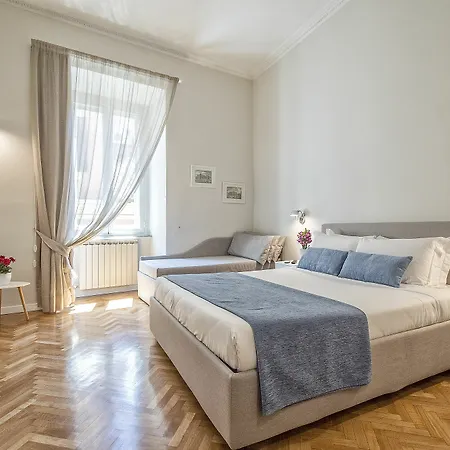Guest house Little Queen Relais 3*