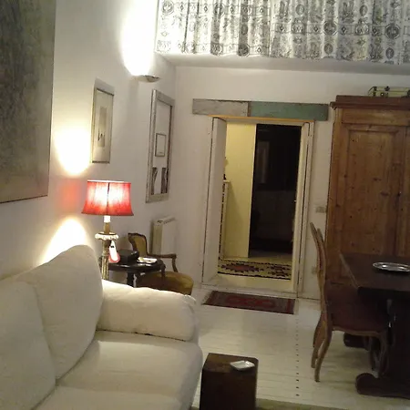 Portico D'ottavia Luxury & Philosophy Apartment Rome
