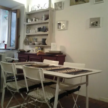 Portico D'ottavia Luxury & Philosophy Apartment