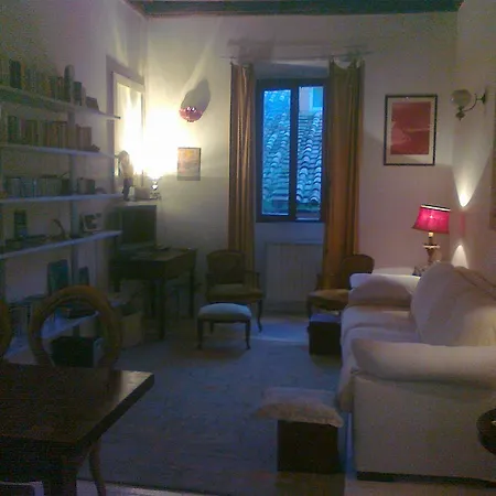 Apartment Portico D'ottavia Luxury & Philosophy *