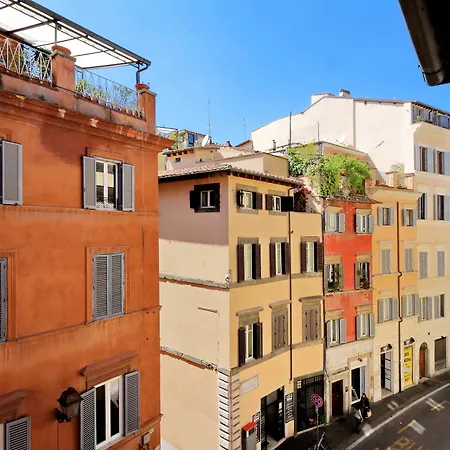 Unique Navona Apartment Rome