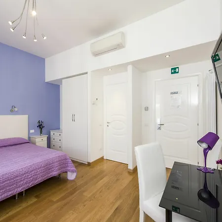 Colosseo In Guest house