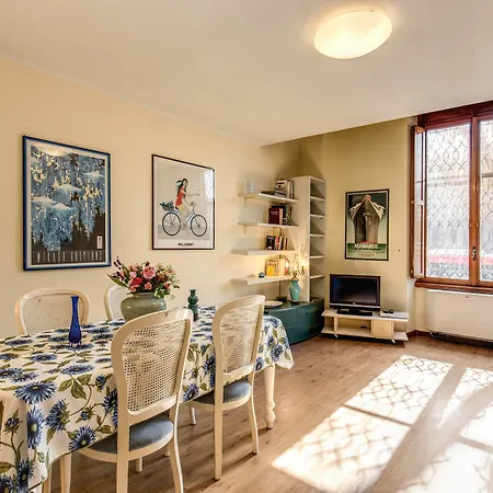 Apartment Marignoli Rome