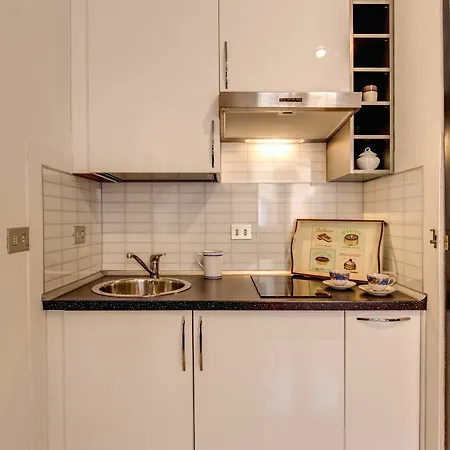 Marignoli Apartment *