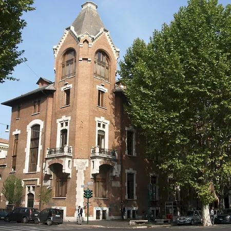 Apartment Marignoli Rome