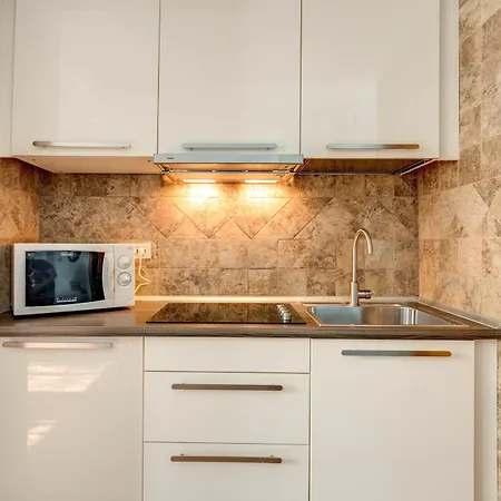 Marignoli Apartment *