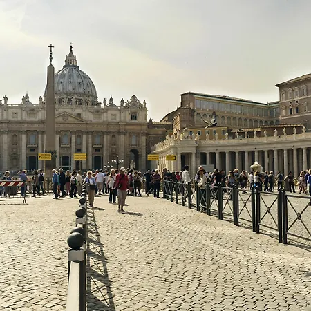 Vaticano Julia 2* Rzym