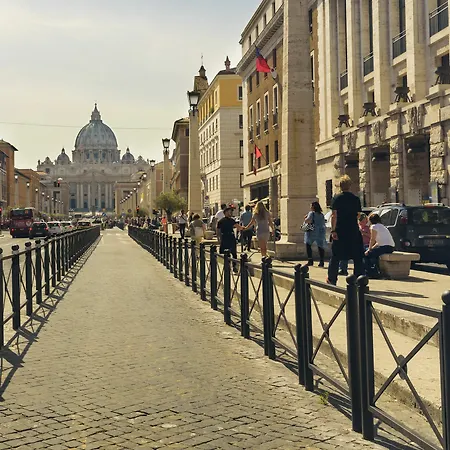 Vaticano Julia Pensjonat 2*