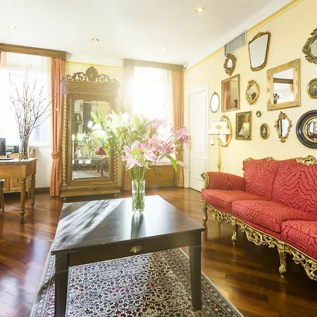 Bed & Breakfast Casa De' Fiori 3*