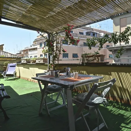 House & The - Vatican Apartment Rome
