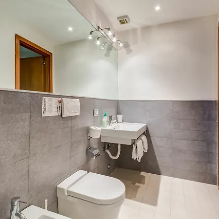 Rovati 3* Rome