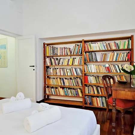 Appartamento Romeasyoulike-monti Experience 295 *