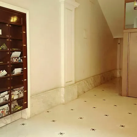 Guest house Marcelina Vaticans Rooms 2*