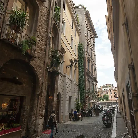 Il Glicine - Navona * Rome