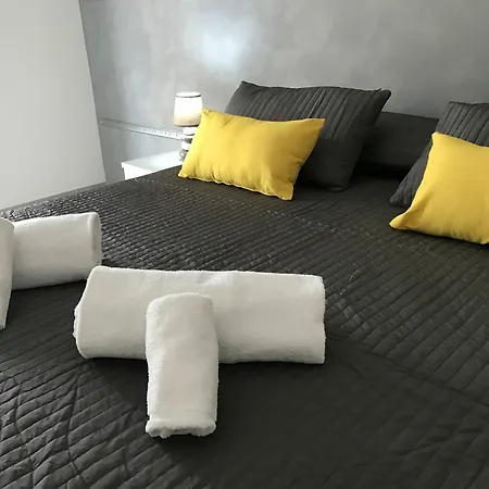 Dunant House Bed & Breakfast