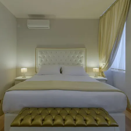 Gravina Frattina Bed & Breakfast 3*
