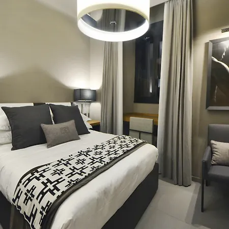 Oda ve Kahvaltı Parioli Place 2*