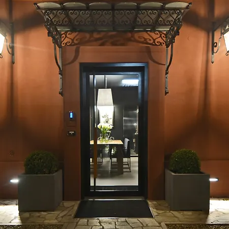 Oda ve Kahvaltı Parioli Place 2*