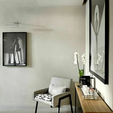 Parioli Place Oda ve Kahvaltı