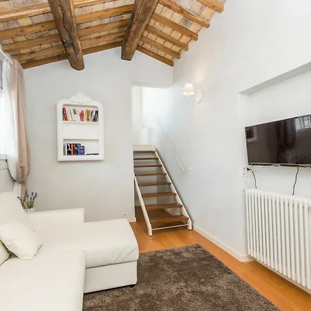 Apartment Rsh Navona