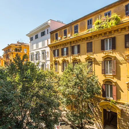 Penta Luxury House 2* Roma