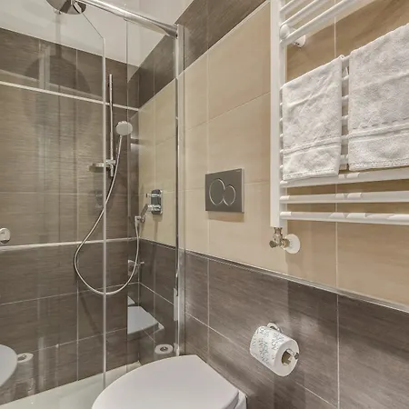 Konukevi Penta Luxury House Roma