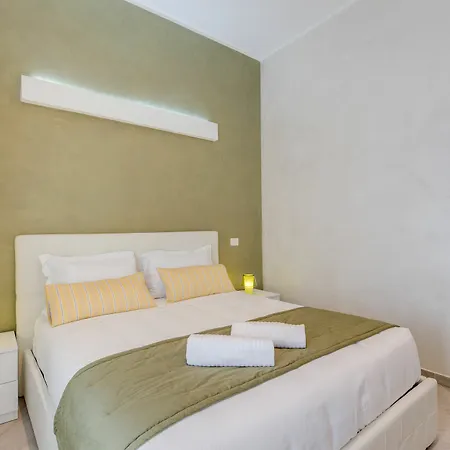 Penta Luxury House 2*