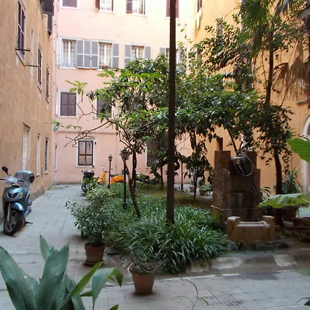 Houspitality Nero Bed & Breakfast 2*
