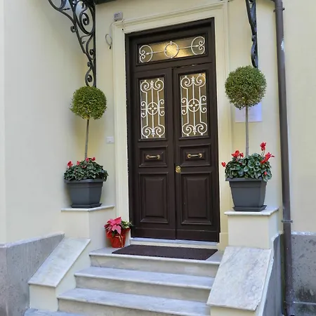 Little Rose Guest house 2*