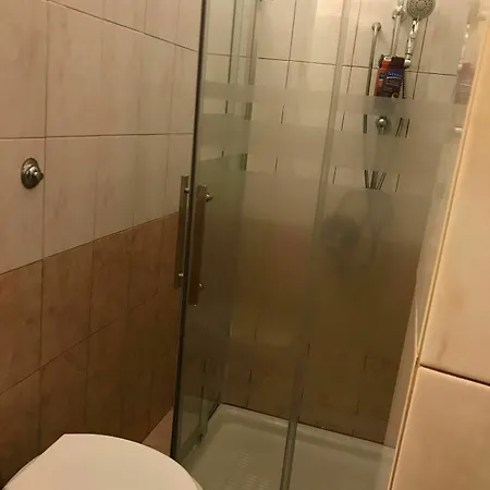 Pardis Pensionat 3*