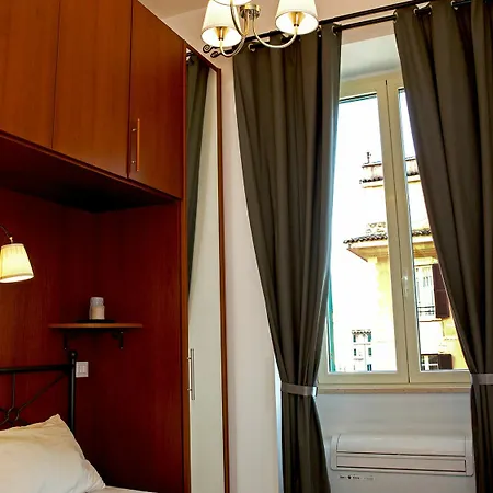Miclad Colosseum Couette-café 3*
