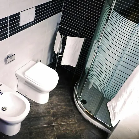 Miclad Colosseum Guest House Bed & Breakfast