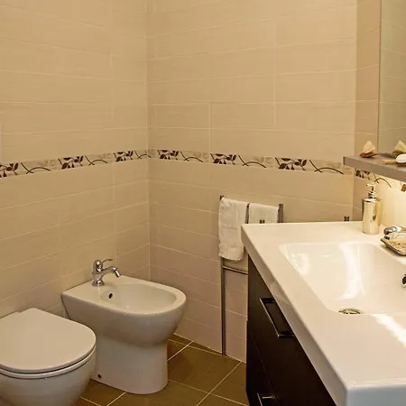 Bed & Breakfast Miclad Colosseum Guest House 3*