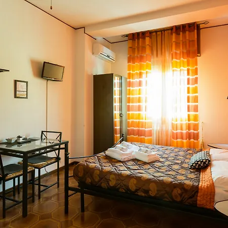 Rosso Charming Vaticano Bed & Breakfast