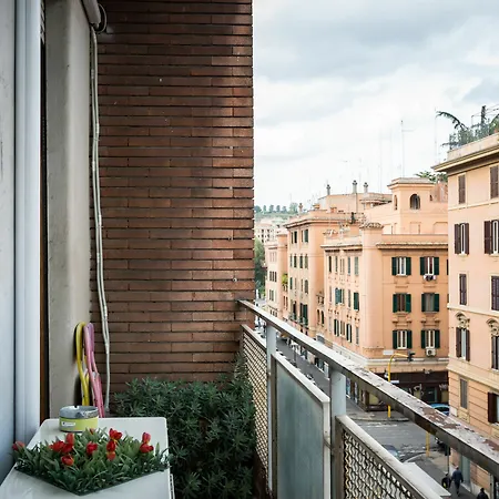 Rosso Charming Vaticano Rome