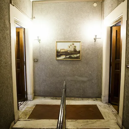 Piazza Di Spagna Apartment *