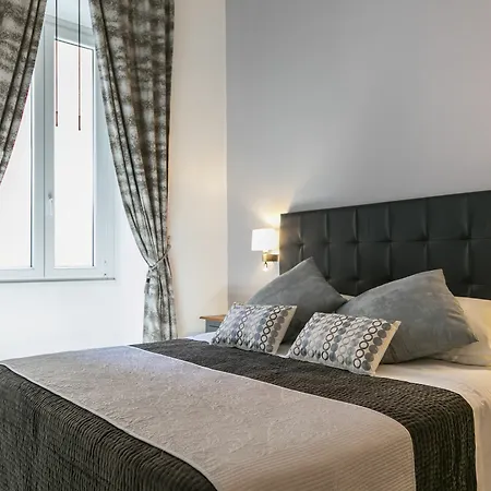 Residenza Augustea Guest house 2*