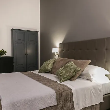 Residenza Augustea Guest house