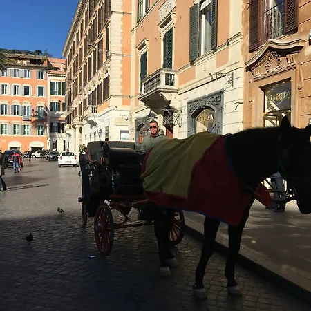 Ih Piazza Di Spagna View - Luxury Guest house
