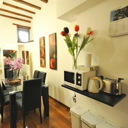Holiday Rome - Spanish Steps Apartment Rome