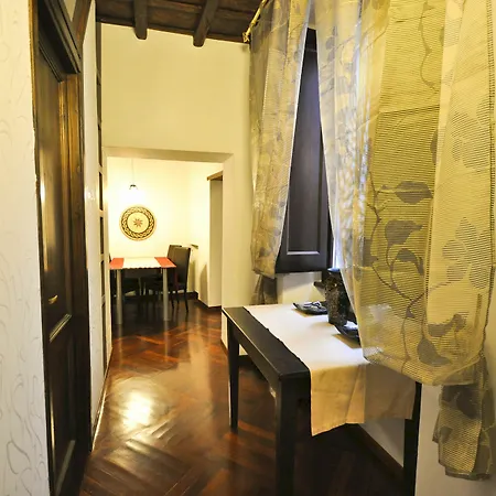 Apartment Holiday Rome - Spanish Steps