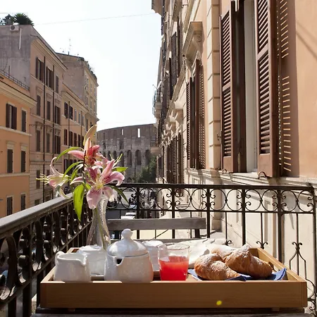 Hotel Santi Quattro Al Colosseo Rome