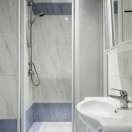 Domus Napoleone Affittacamere 3*