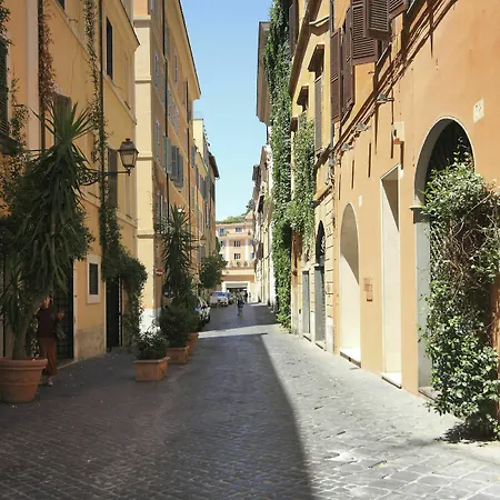 Apartment Margutta Rome