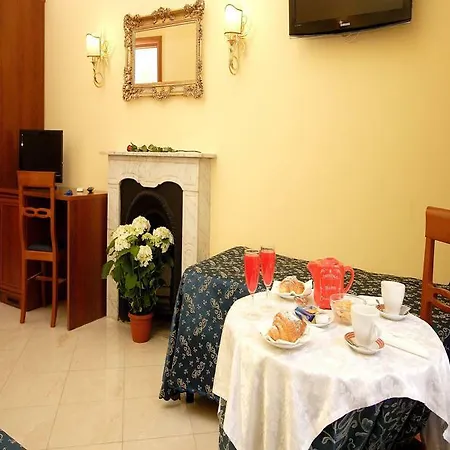 Caroline Guest house 2*