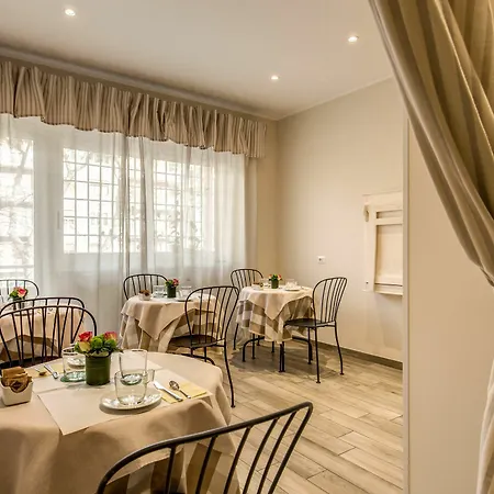 Casa Mia Vaticano 3* Řím