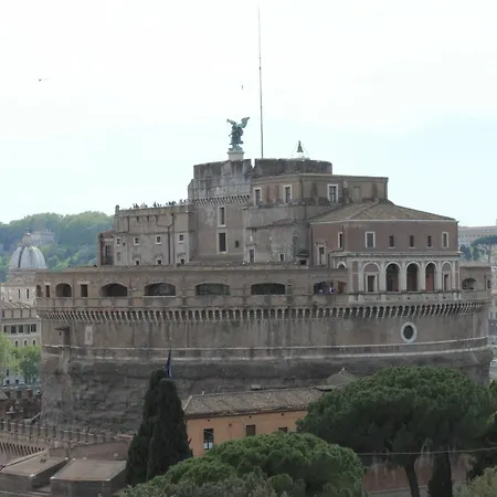 Castel Sant'angelo Affittacamere 2*