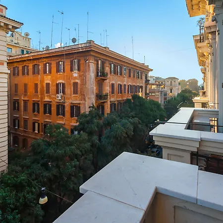 Bed & Breakfast Residenza Romana 3*