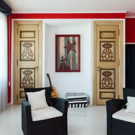 Terrace Hotel 2*